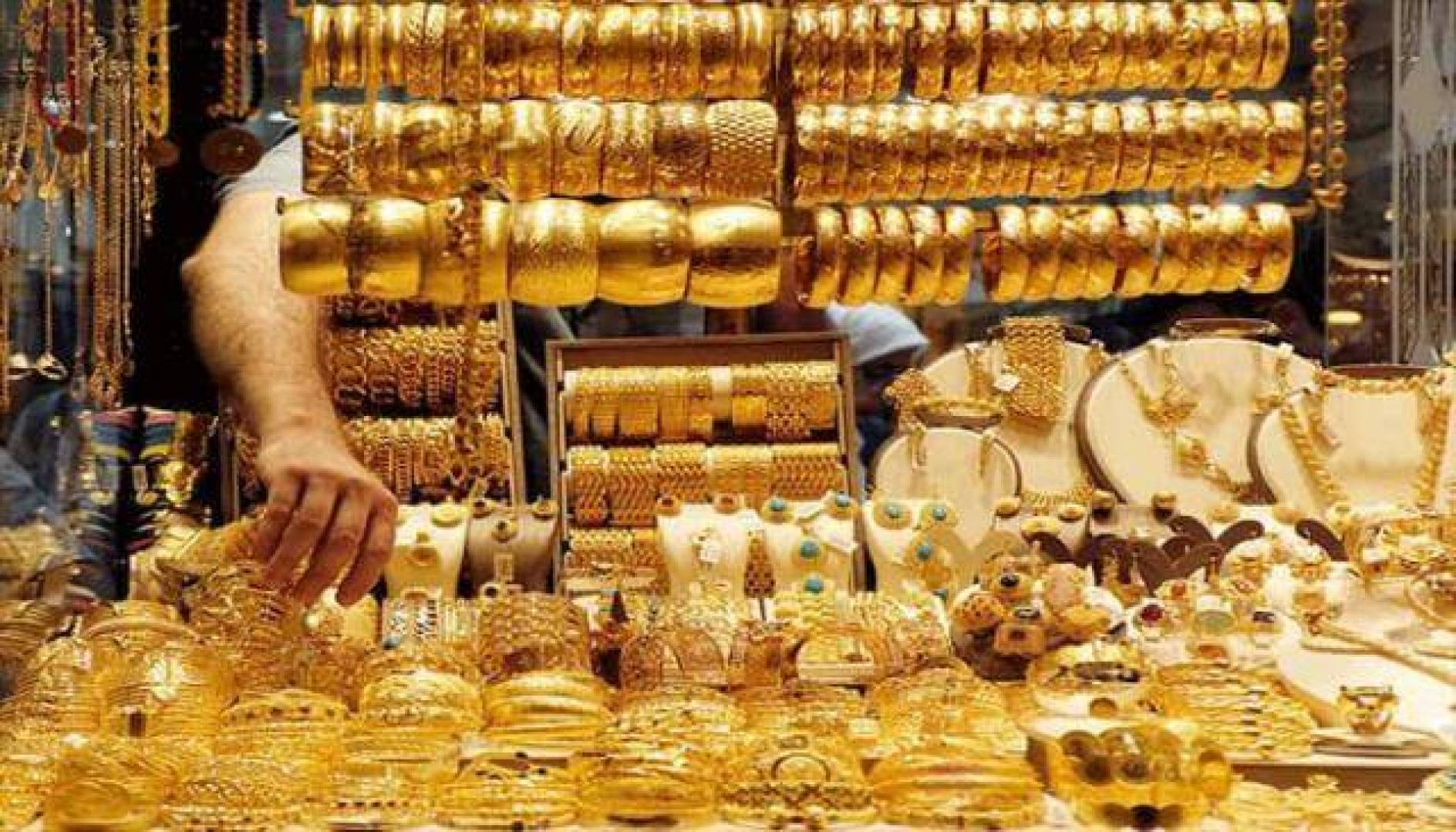سعر الذهب اليوم الاثنين 8 يناير 2024 ومفاجأة في سعر عيار 21 عيار 7 أسعار الذهب اليوم الاثنين 8 يناير 2024 ومفاجأة على سعر عيار 21